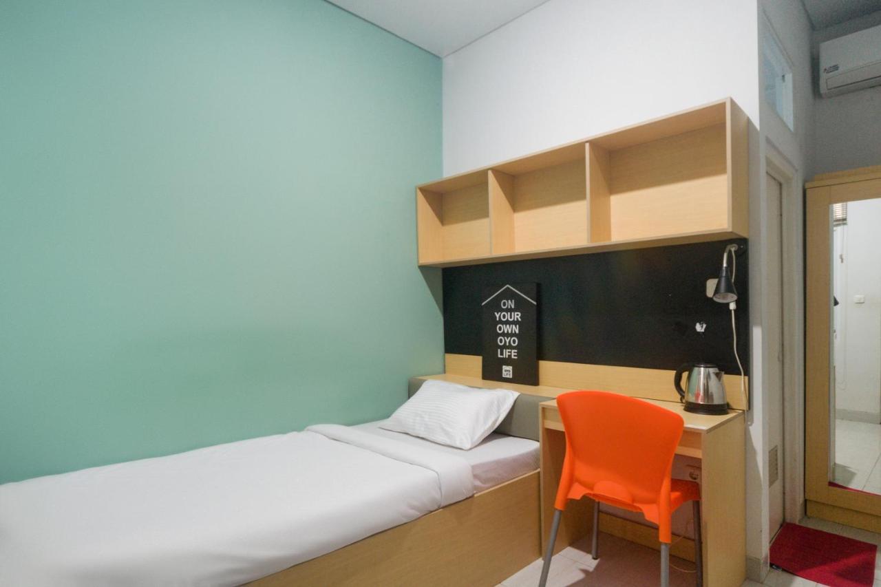 Oyo Life 3204 Beverly Park Бандунг Екстериор снимка